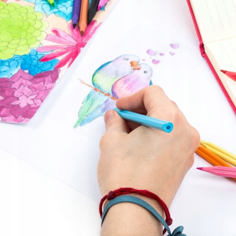 Kredki ołówkowe serduszka intensywne kolory 12 kolorów KIDEA